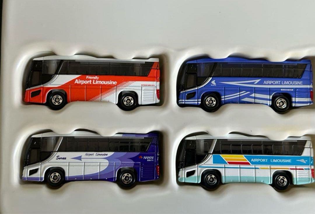 トミカ ギフトセット エアポートリムジンバスセット