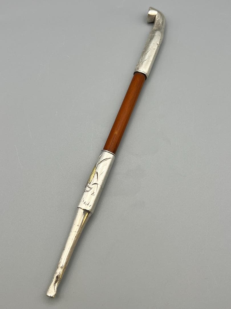 銀製　煙管　キセル　カッパ図　銀細工　アンティーク　重量約40g