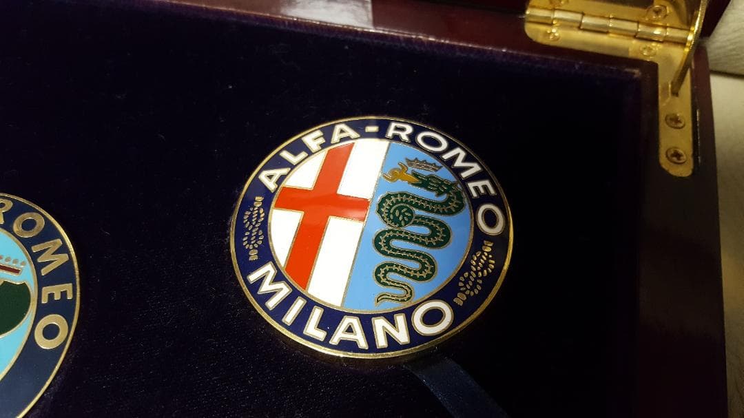 ☆Alfa Romeo アルファロメオ☆歴代 エンブレム コレクション