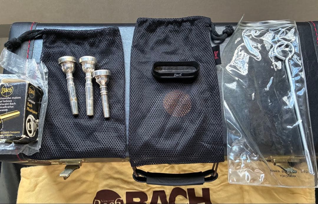 Bach トランペット（シルバーメッキ／ケース付）