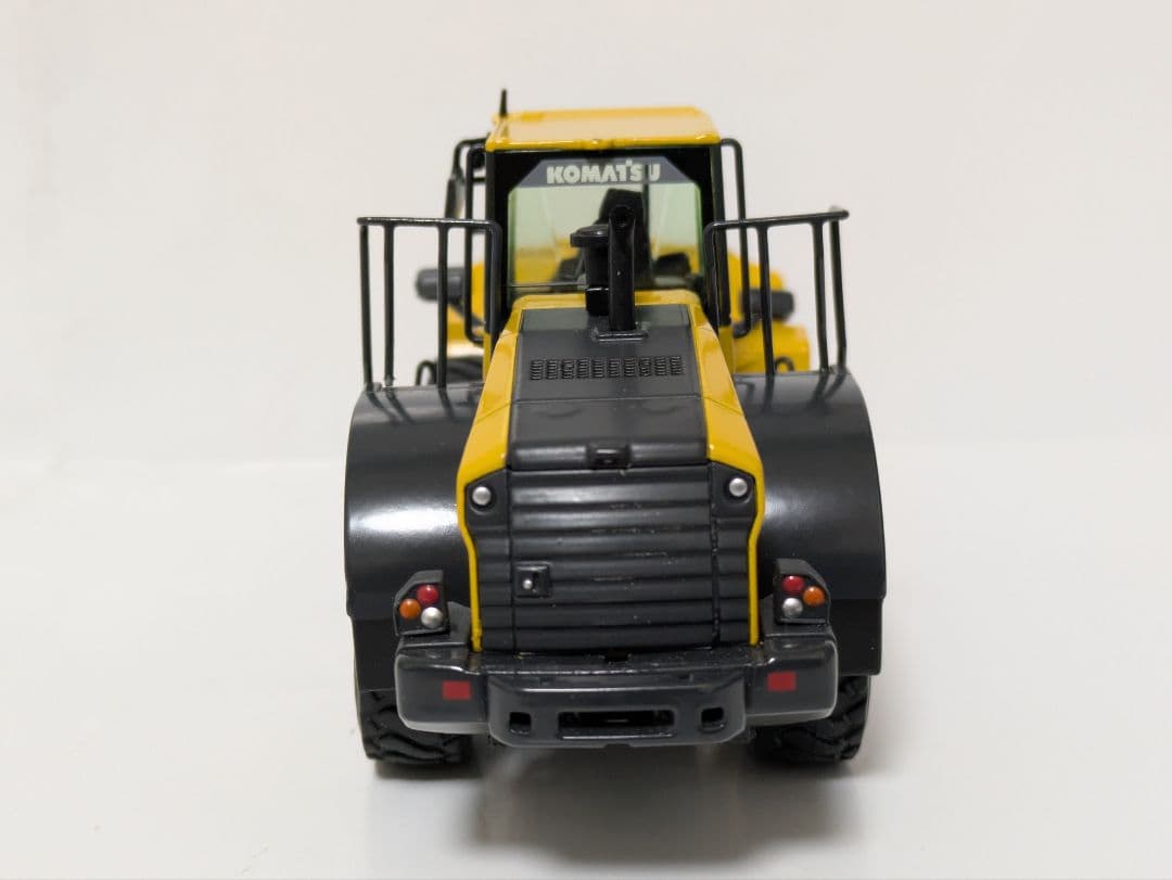 コマツ WA380-8 ? 1/50 ホイールローダー 難あり