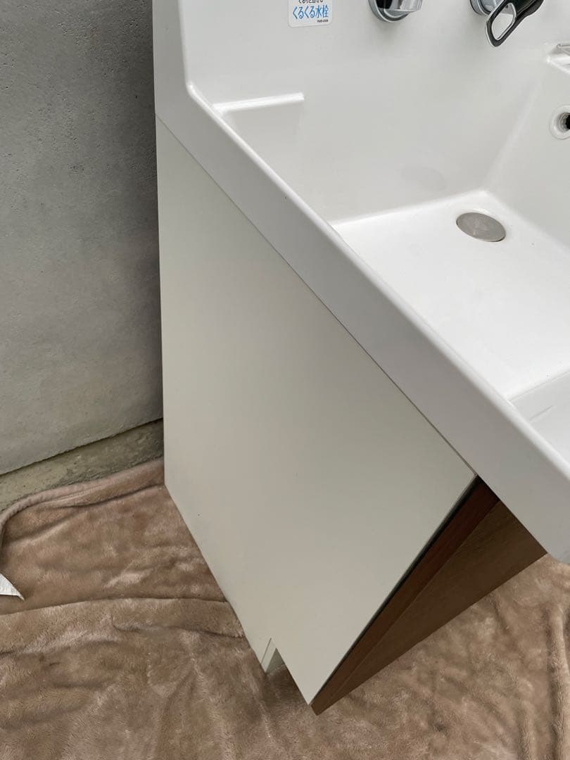 近隣配達可能　LIXIL リクシル　洗面化粧台　AR3N-605