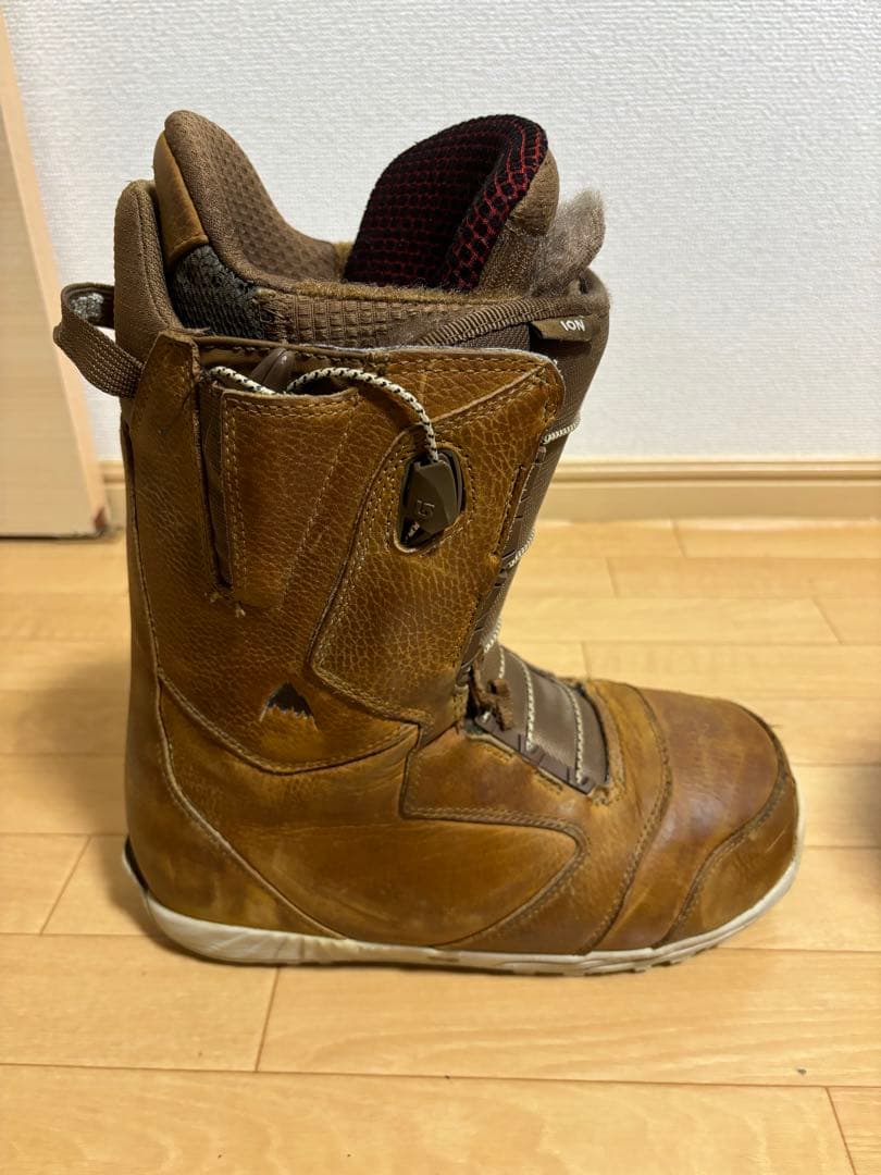 Burton アイオン　レザー
