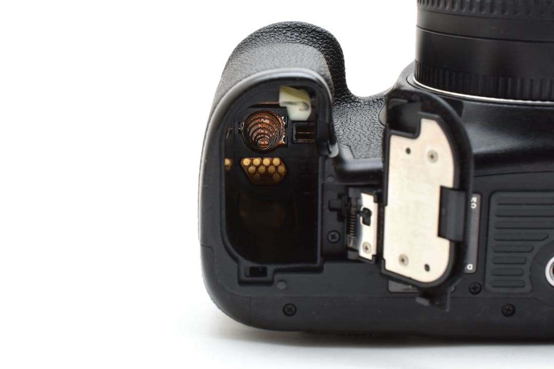 Canon EOS 7D Mark II ボディ ＋ EF 35-80mm