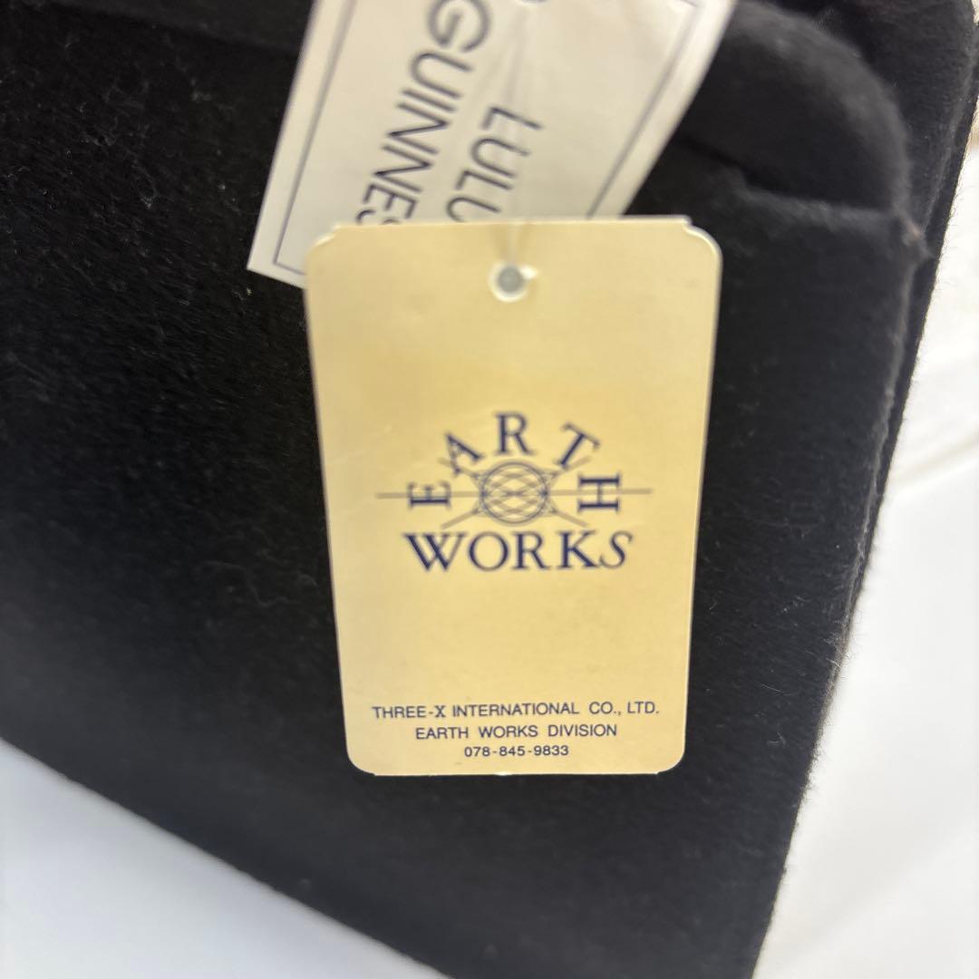 LULU GUINNESS 犬刺繍 パーティーバッグ　￼