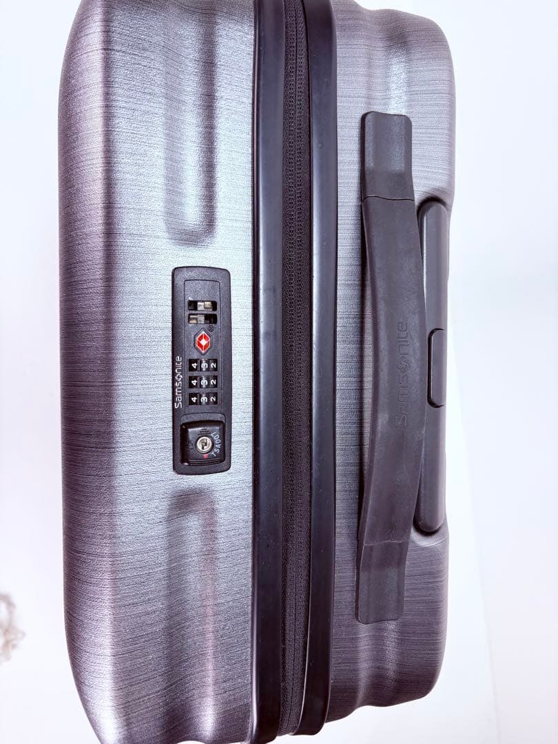 samsonite INOVA SPINNR55/2O キャリーケース 55cm