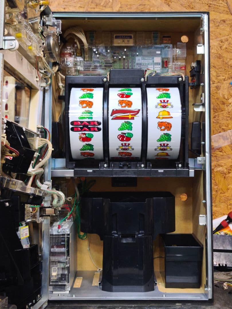 本州送料込】マイジャグラーIII メダル不要機別途オプション ② - メルカリ