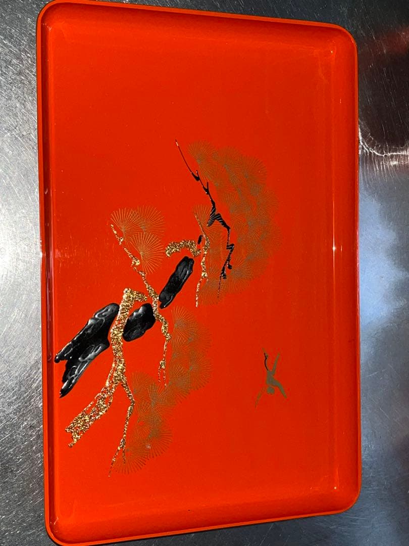 洗朱四ツ揃枠足 錆老松鶴 洗朱四ツ揃お屠蘇 鶴と松の絵柄 &重箱 鶴と松