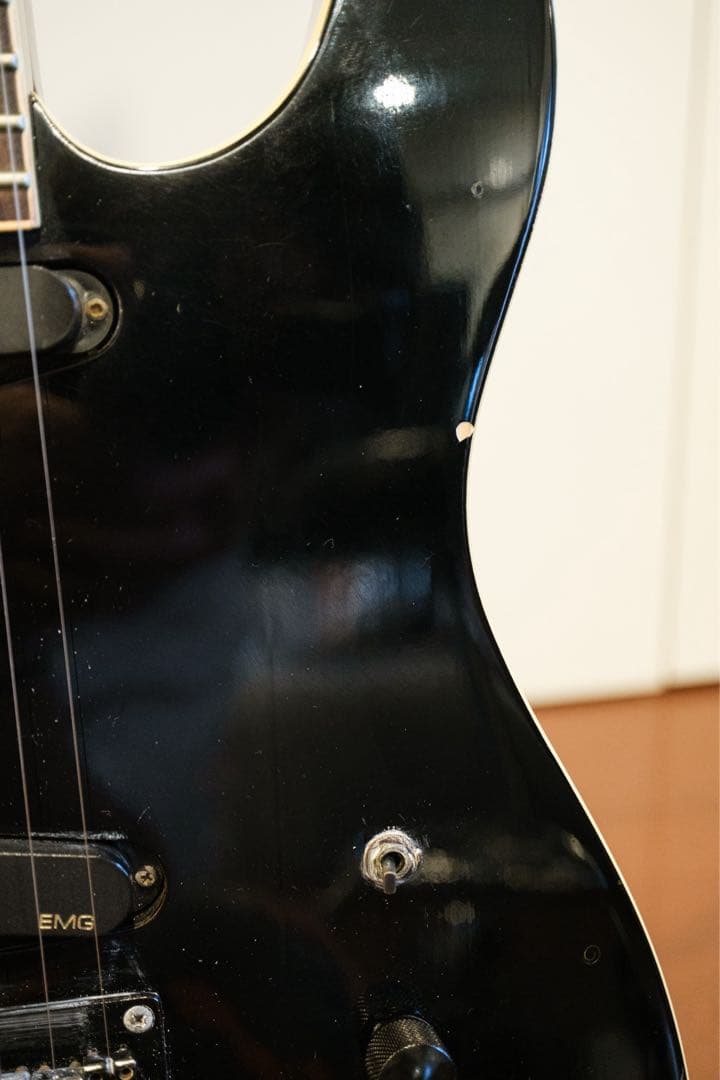 フェルナンデス 初期 LシリアルTEJ-75 白FGI ×EMG 布袋寅泰 - メルカリ