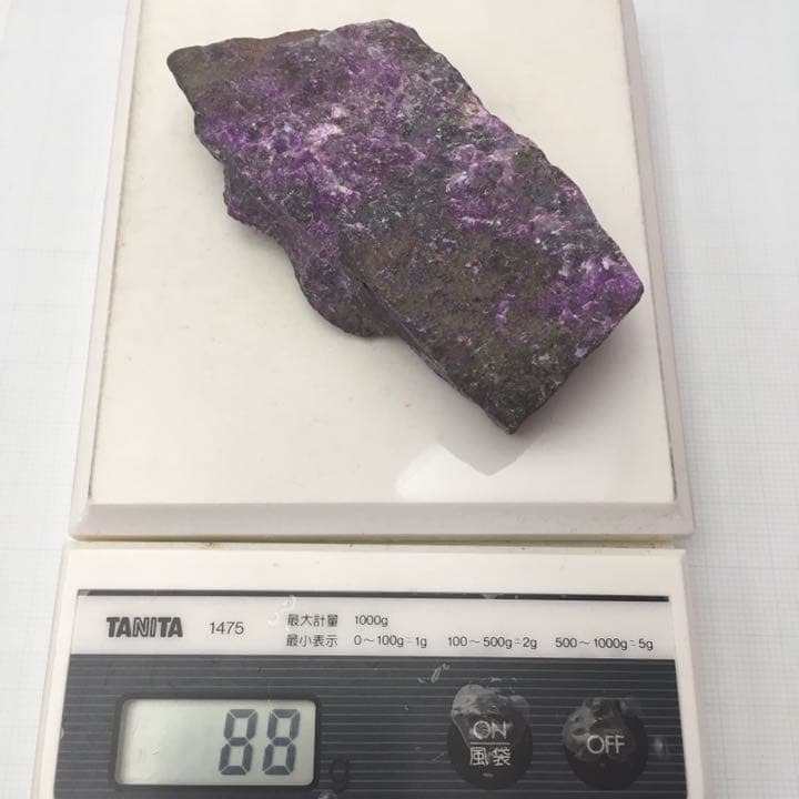 スギライト 杉石 原石 A 未研磨 約88g スギライト 杉石 原石 A 未研磨