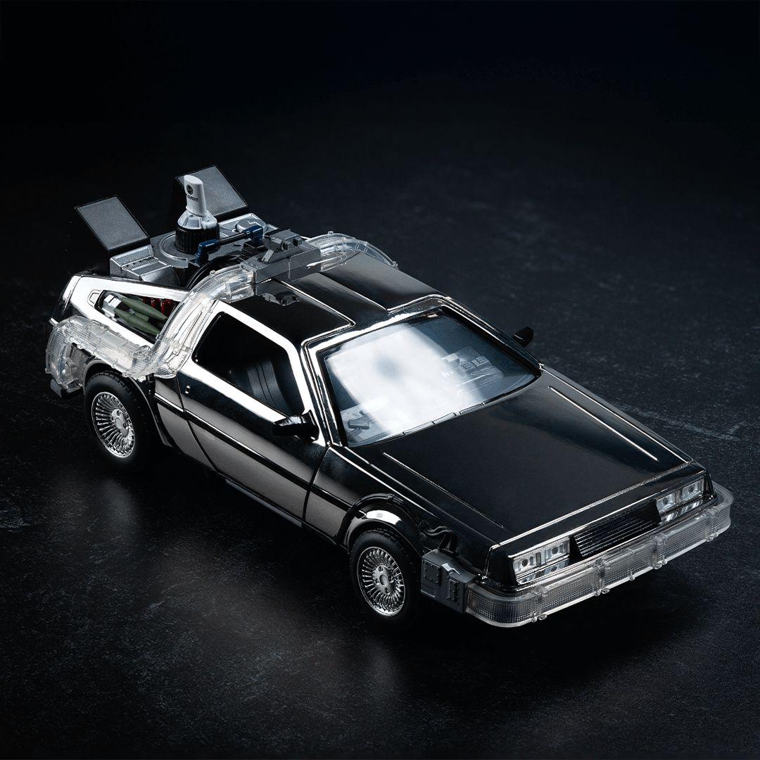 バック・トゥ・ザ・フューチャー デロリアン シルバーメッキ 1/24 ミニカー