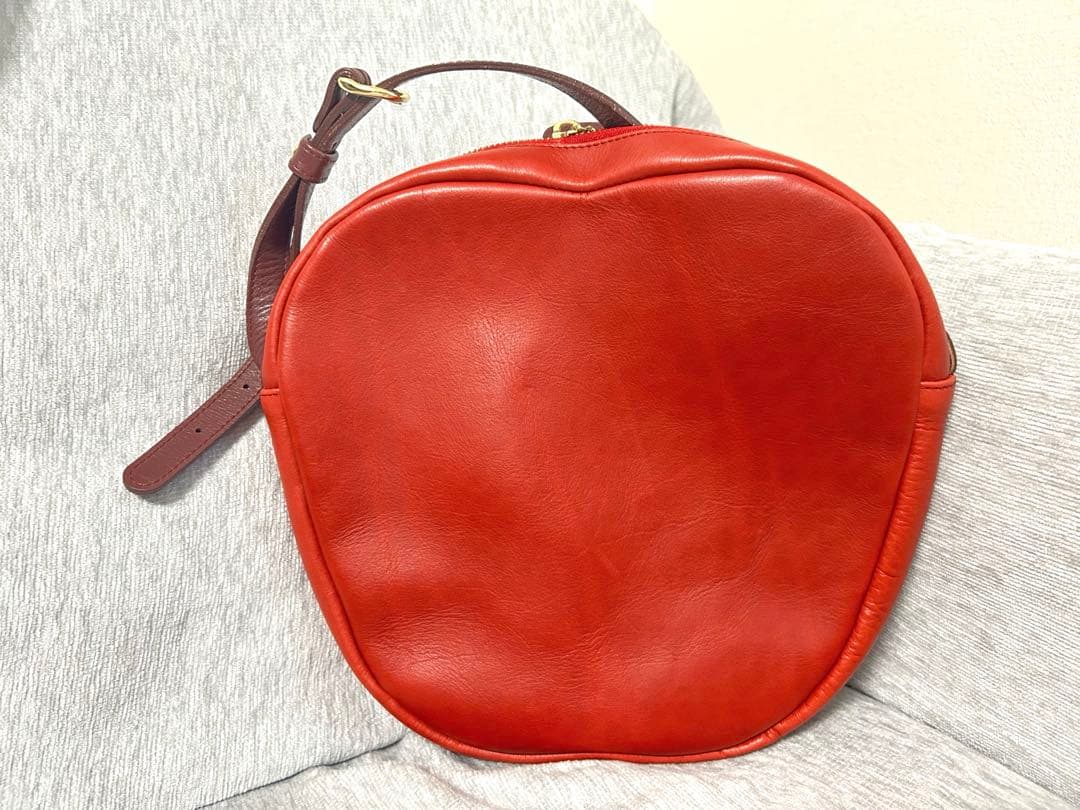 【Disney × Q-pot.】白雪姫 毒りんご(ポイズンアップル)バッグ