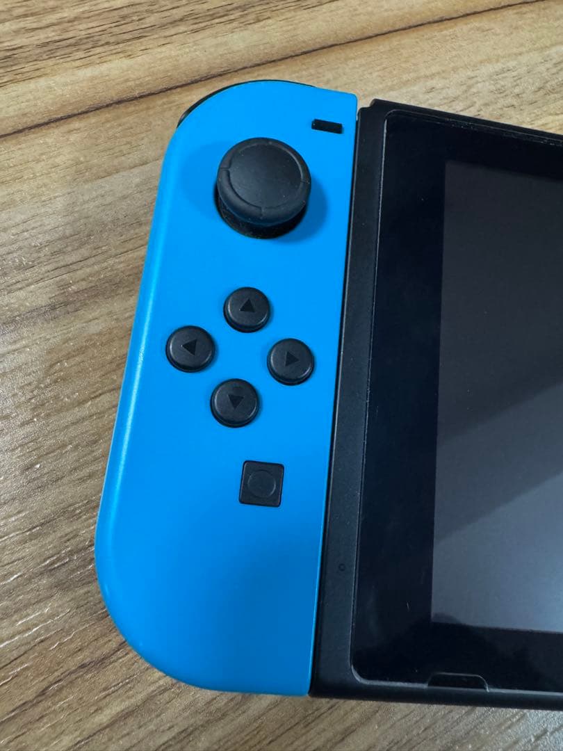 2024年新品購入 Nintendo Switch 付属品完備 ケースおまけ