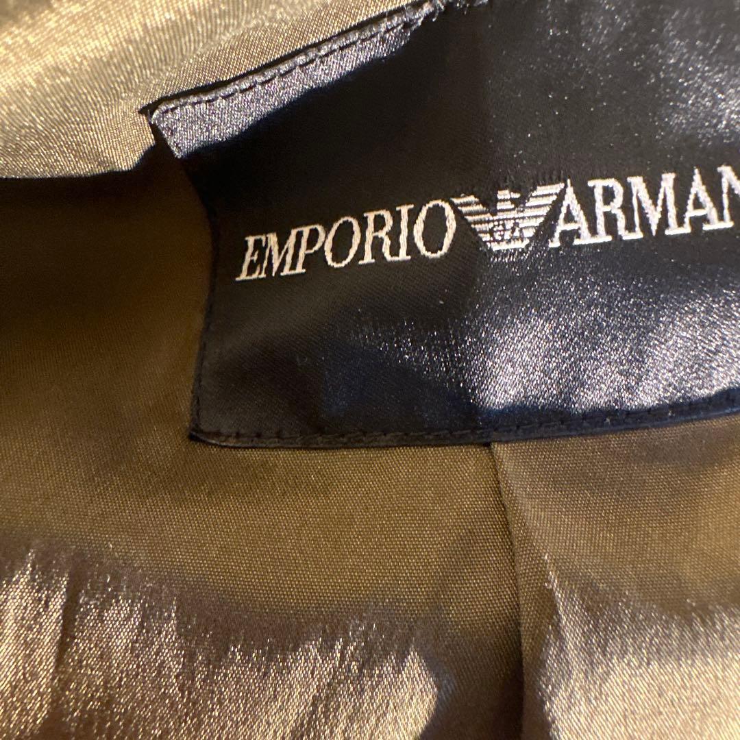 エンポーリオ　アルマーニ　グレーの2ボタン革ジャケット