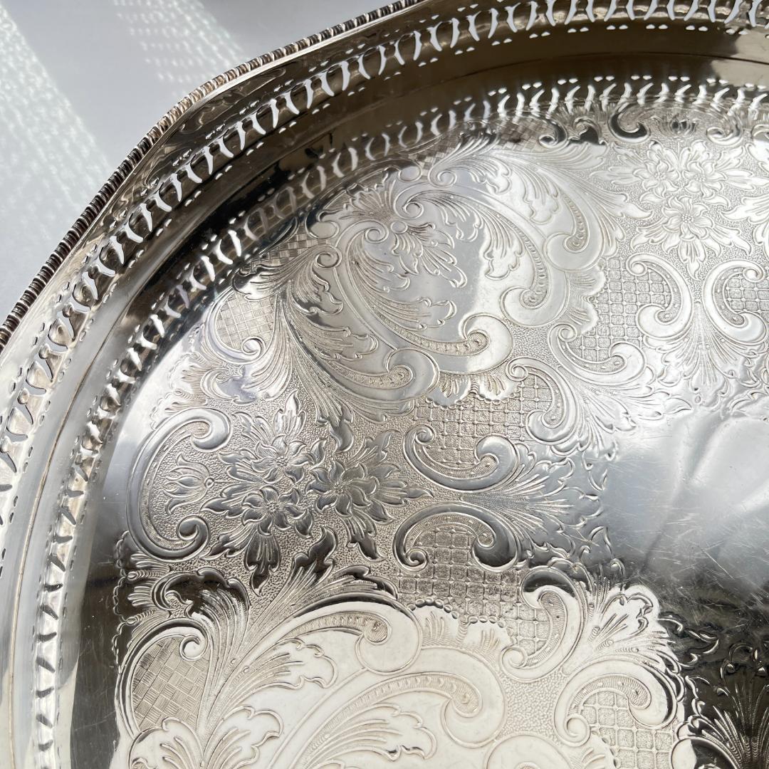 【英国】 透かしのギャラリートレー 41cm　 クロウフット 大盤！！