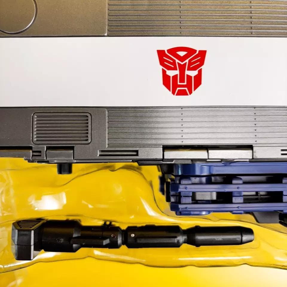 トランスフォーマー MP-44 Optimus Prime Ver.3 USED