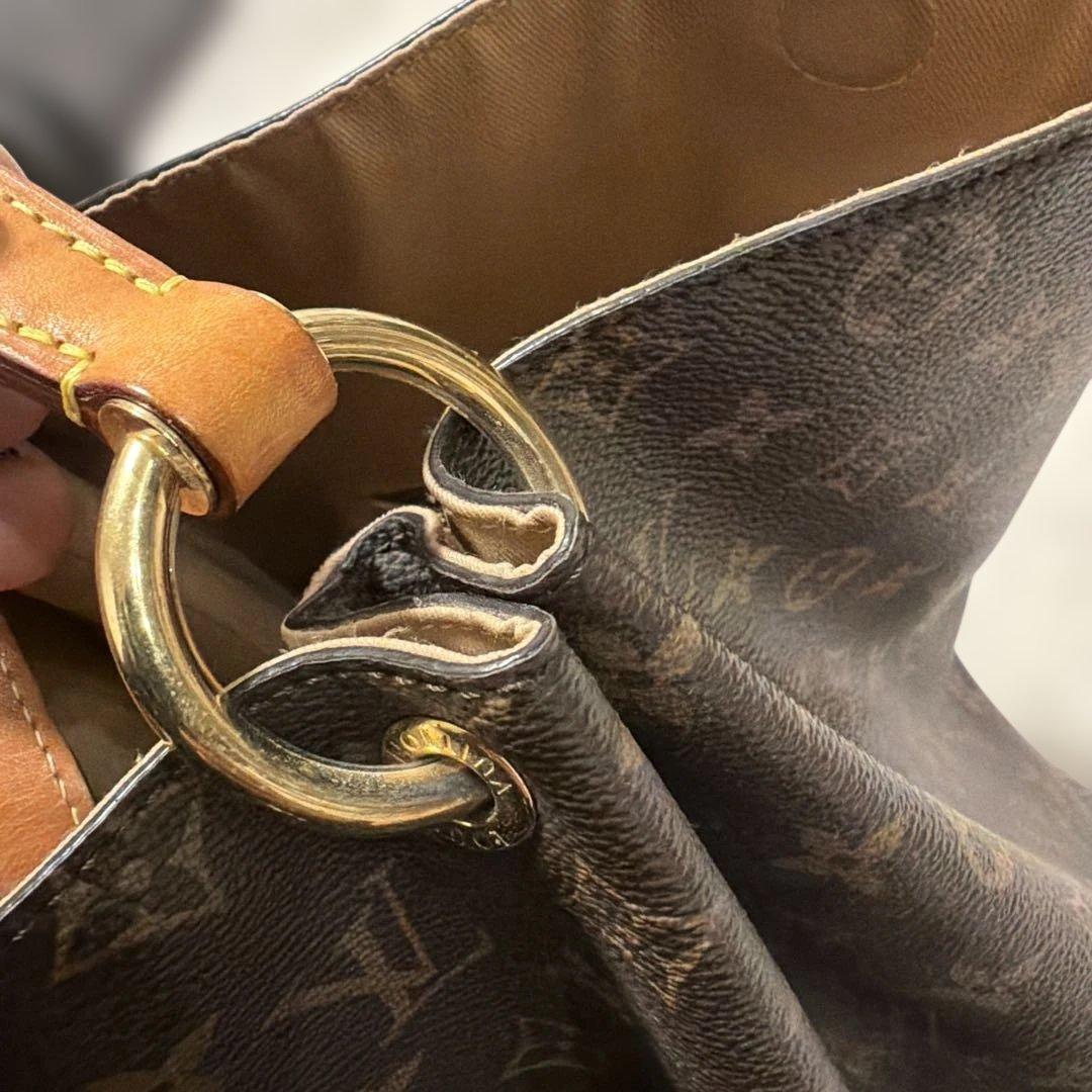 Louis Vuitton モノグラムショルダーバッグ