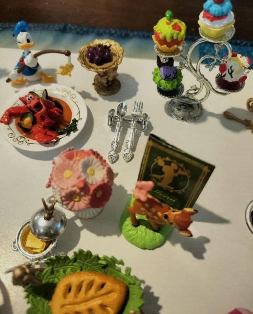 リーメントディズニーキャラクター夢と魔法のレストラン8種セット（破損、欠品あり）
