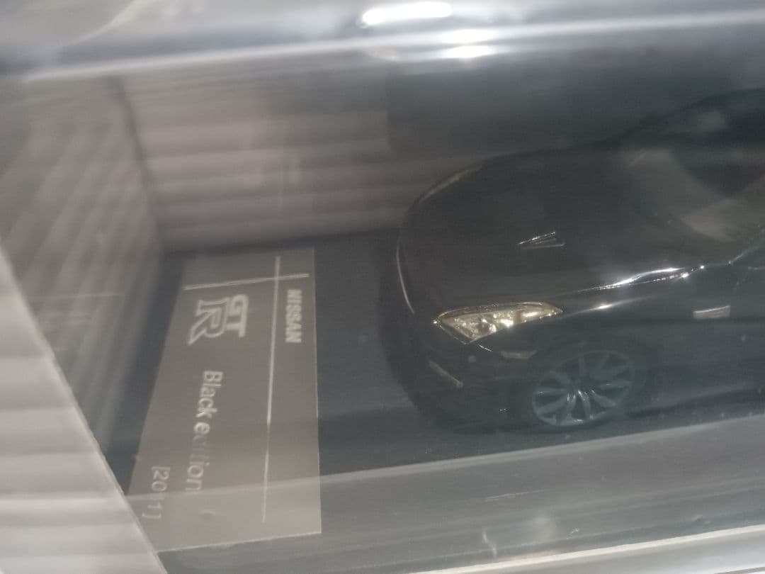 1/43 ディーラー品　日産 GT-R R35 ブラックエディション　ミニカー