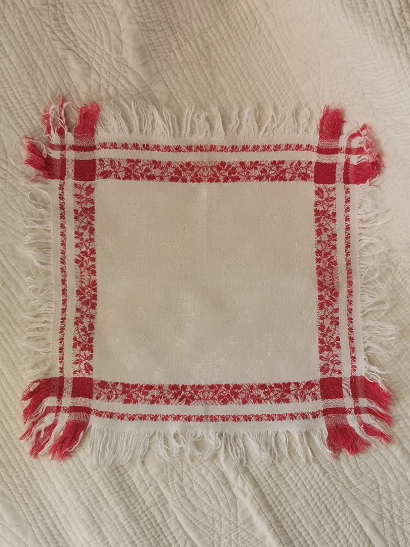 アンティーク フランス ダマスク織レッドリネンクロス 三つ葉のリーフ