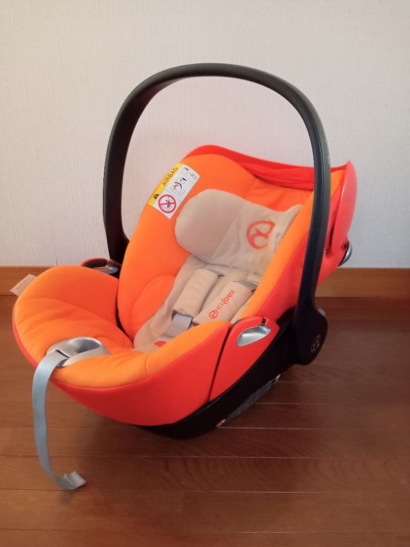 チャイルドシート Cybex Cloud Q + Base Q Fix