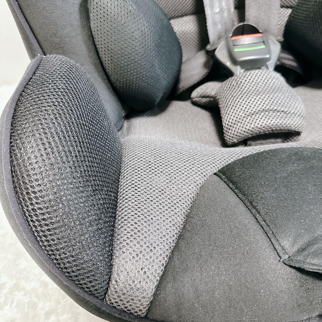 Aprica　アップリカ　フォームフィット　360°　セーフティ　ISOFIX