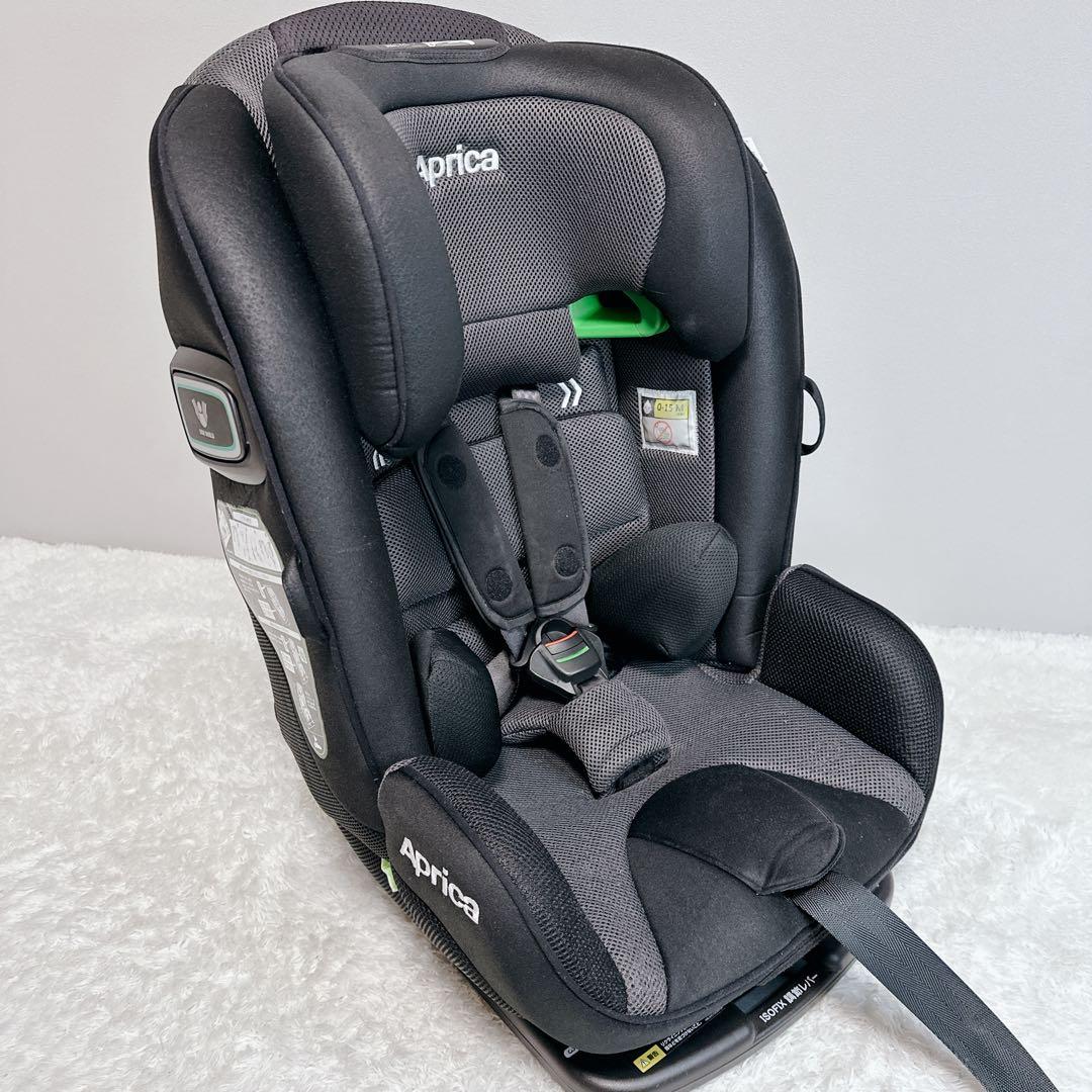 Aprica　アップリカ　フォームフィット　360°　セーフティ　ISOFIX