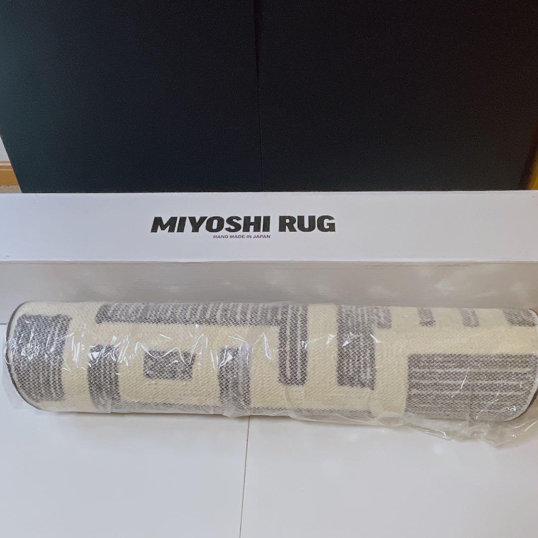 希少品】 布袋寅泰 × ミヨシラグ コラボ ラグ 1点 MIYOSHI RUG - メルカリ