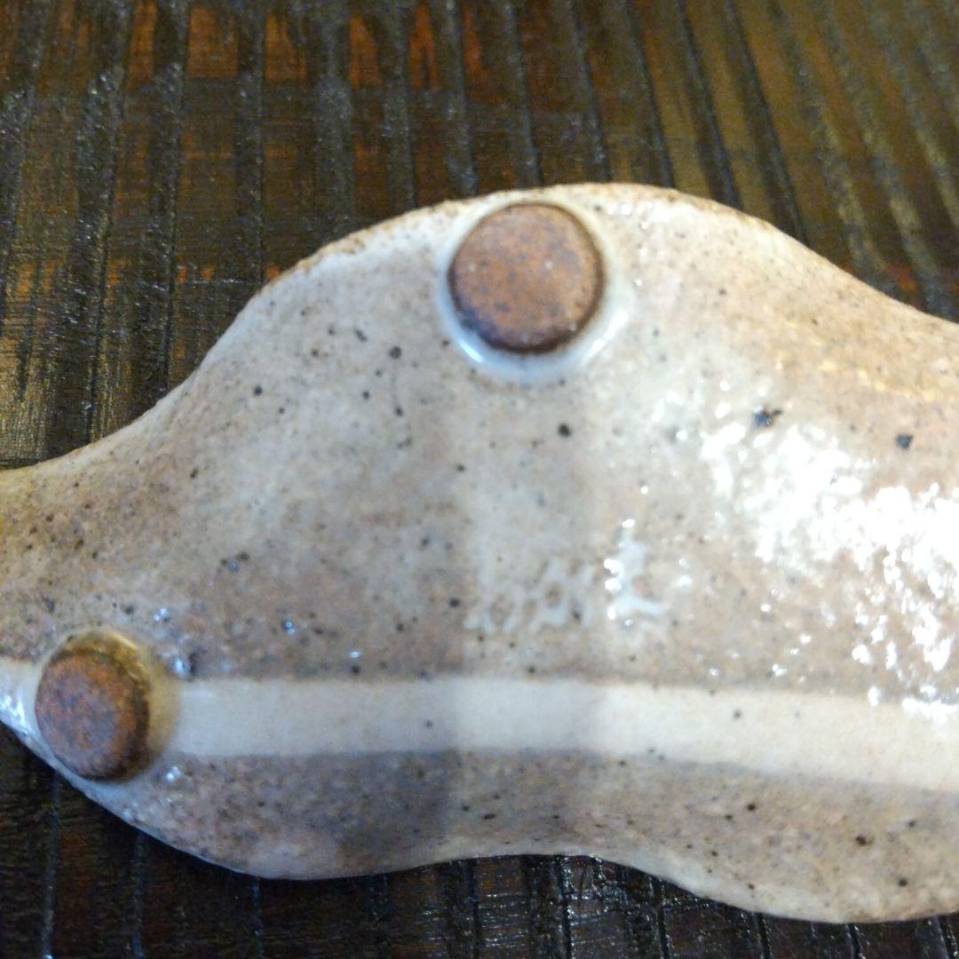 葉の形陶器製大皿等 木製台付き12点セット 工芸焼き物