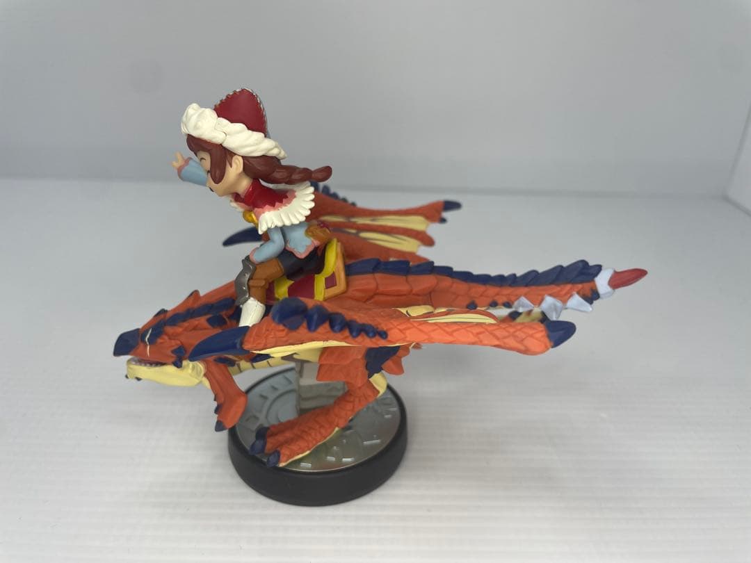 amiibo 隻眼のリオレウス&ライダー 女の子 アミーボ モンハン