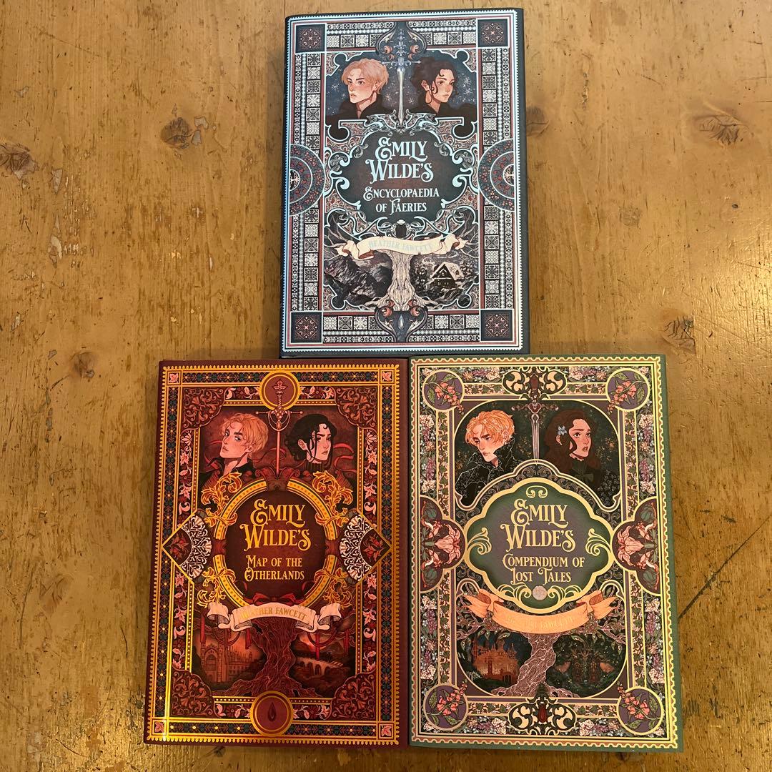 文学・小説 [SIGNED] Emily Wilde Series bundle set Emily Wilde's Hardcover Set - Hemingway Exclusive Edition