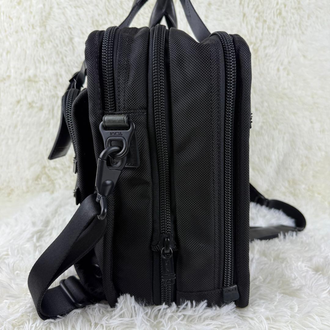 【完品】トゥミ アルファ ビジネス ショルダー エクスパンダブル 26141DH