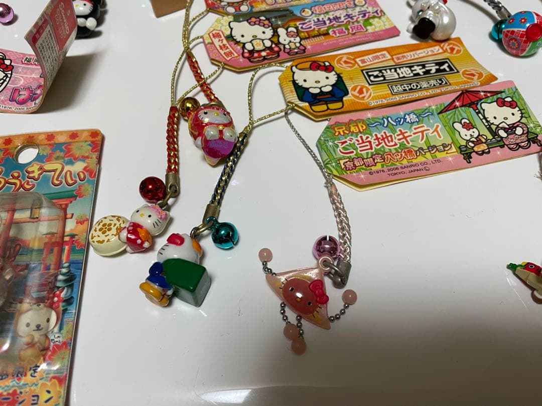 ハローキティ ご当地キティー キーホルダーセット全15個