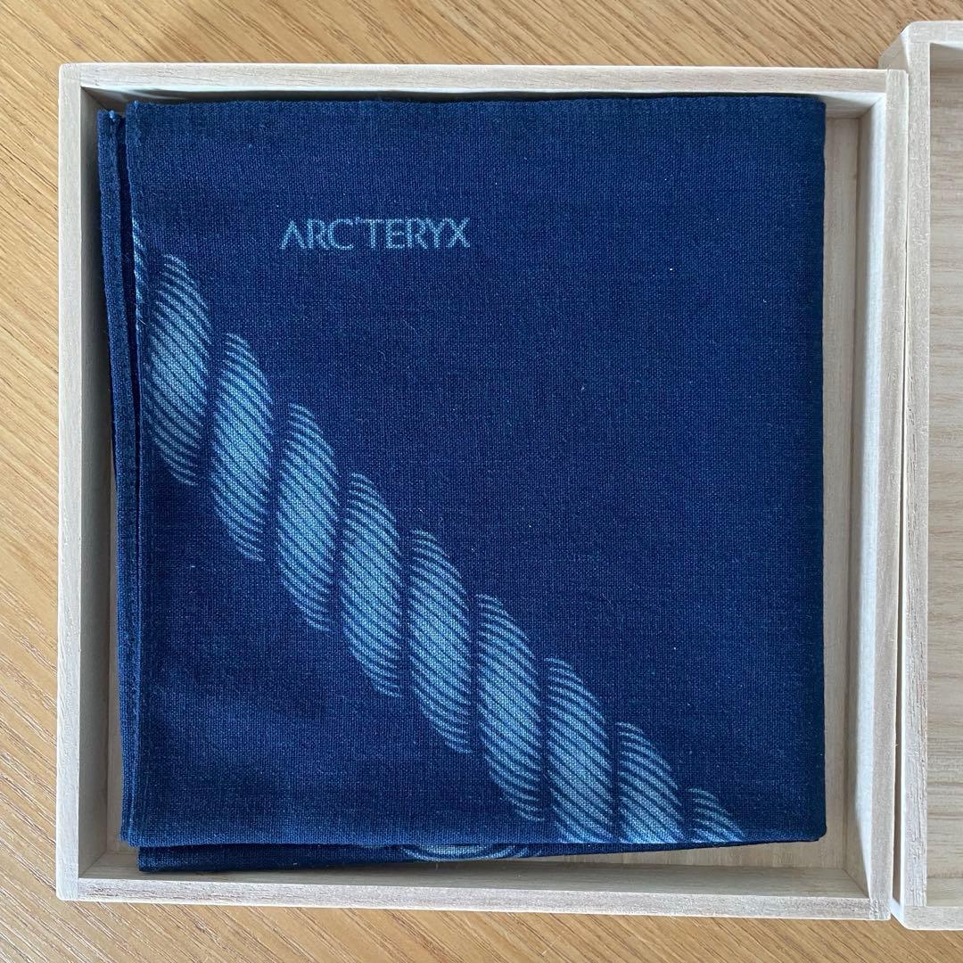 【新品未使用】ARC’TERYX アークテリクス ロープデザインのバンダナ　レア