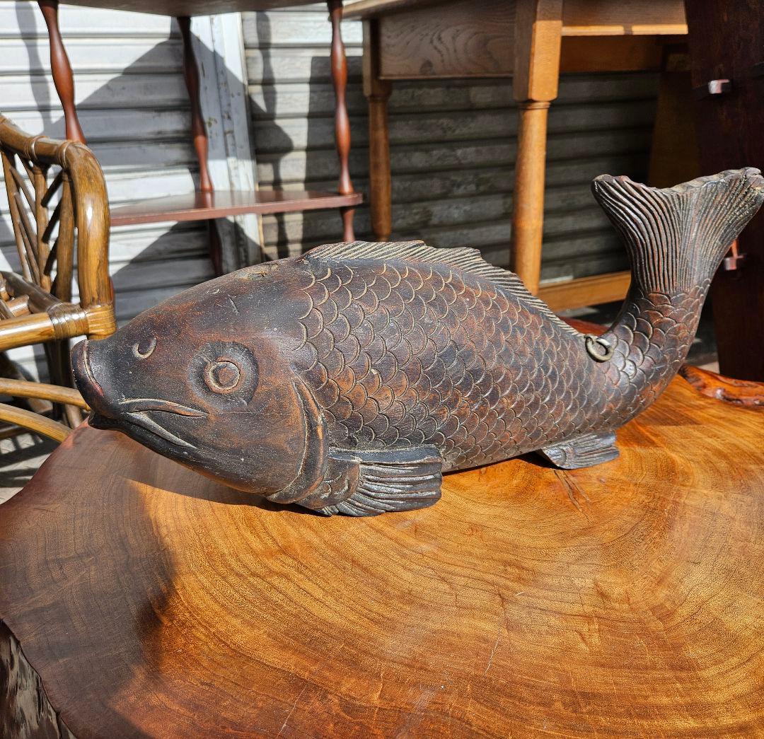 日本のアンティーク 古い木彫りの魚 自在鉤 囲炉裏 鯉彫刻 木製 古道具