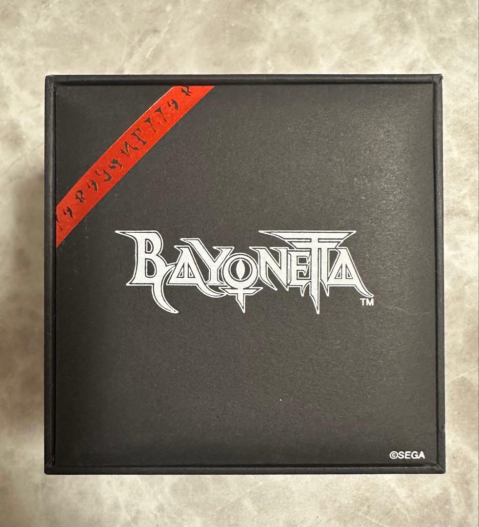 SuperGroupies ベヨネッタ モデル 腕時計 BAYONETTA