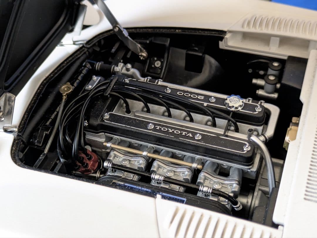 【美品】デアゴスティーニ 1/10 週刊トヨタ 2000GT ホワイト 完成品