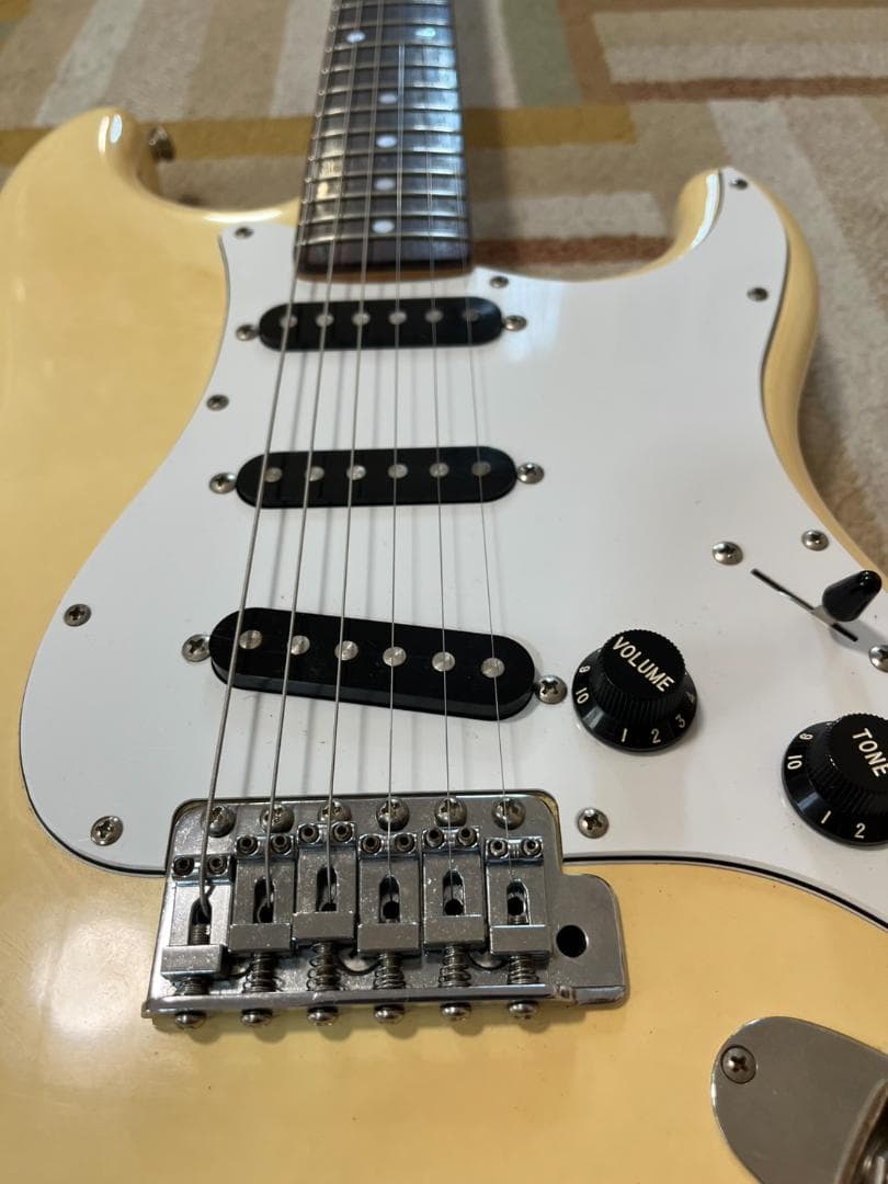 1985年スクワイヤ CST-30フルノーマル - メルカリ