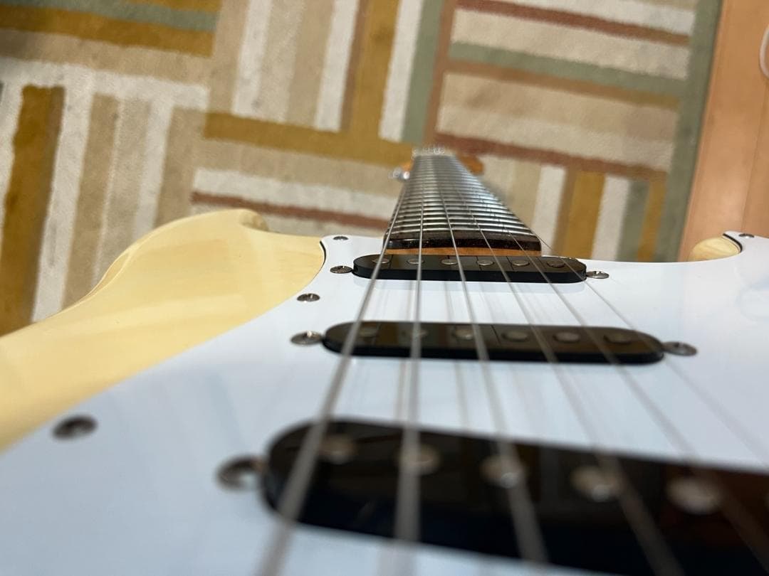 1985年スクワイヤ CST-30フルノーマル - メルカリ