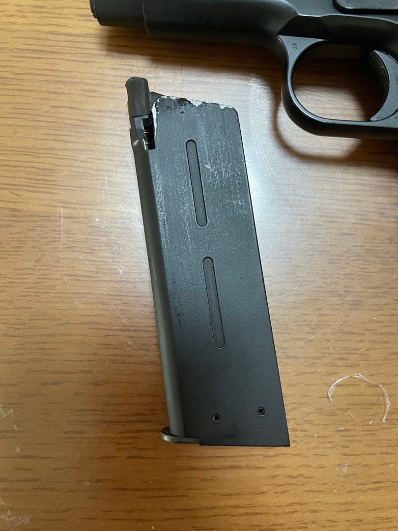 ウエスタンアームズ　コルトオフィサーズ　ガスブロハンドガン