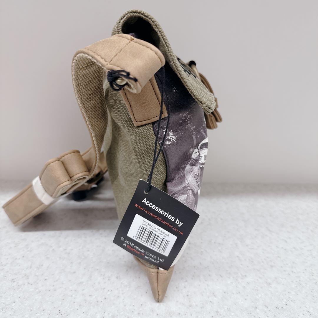 THE BEATLES ビートルズ (来日 60周年 ) サコッシュ - メルカリ