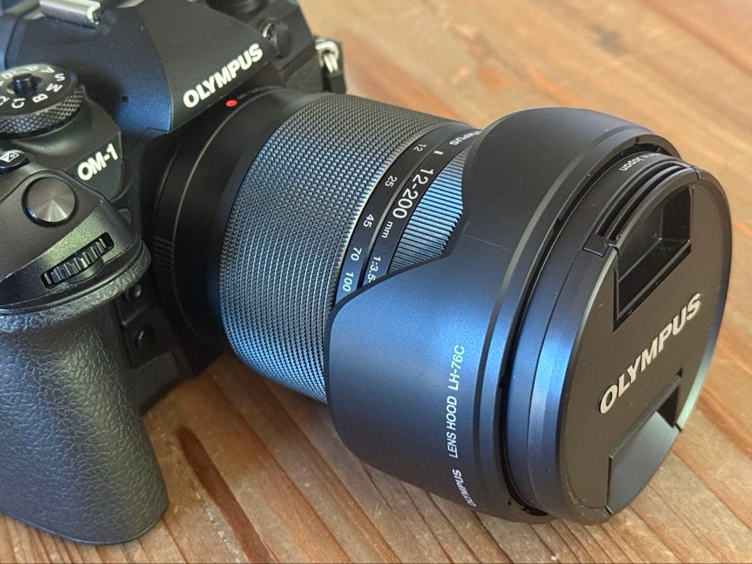 OLYMPUS M.ZUIKO 12-200mm f3.5-6.3 ズームレンズ