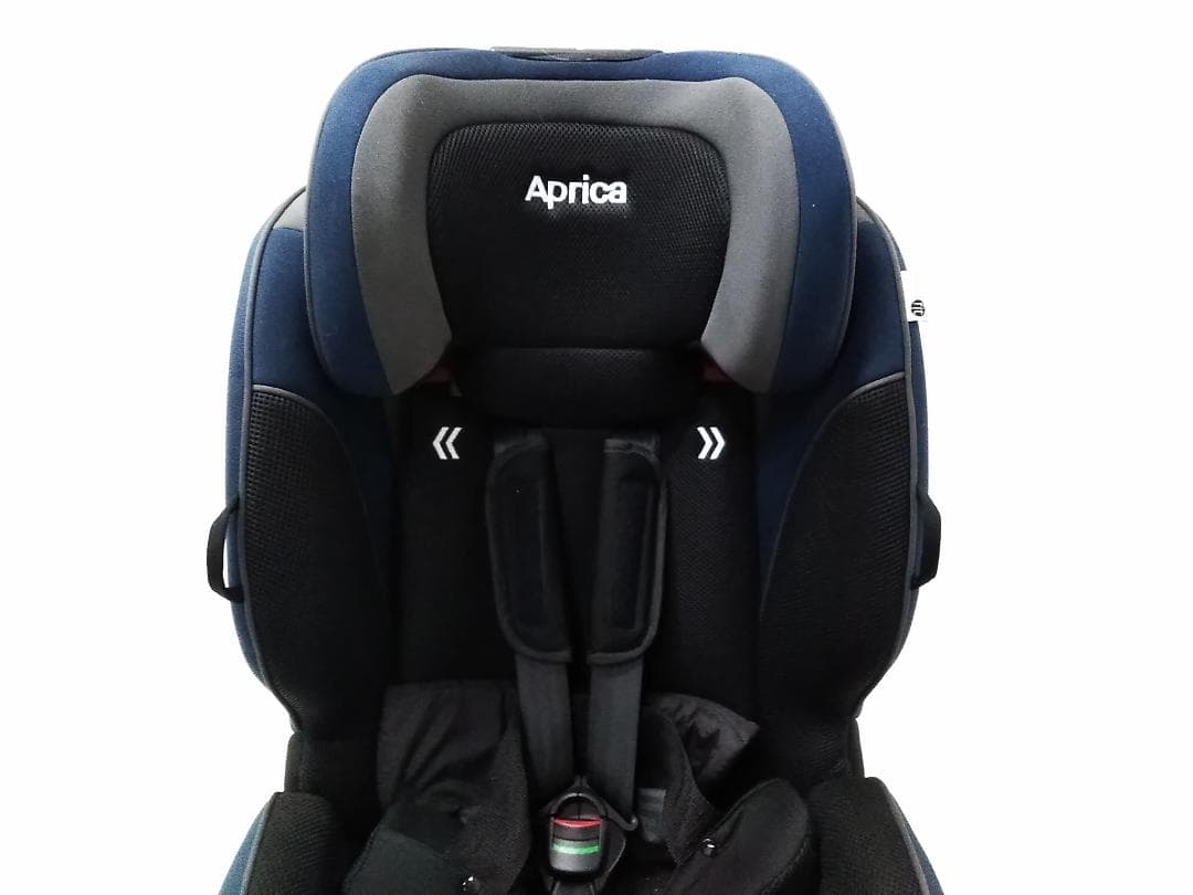 アップリカ Form Fit AB ISOFIX チャイルドシート□
