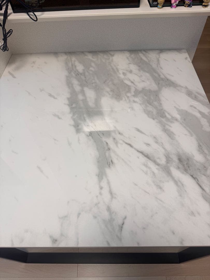 大理石柄セラミックテーブル