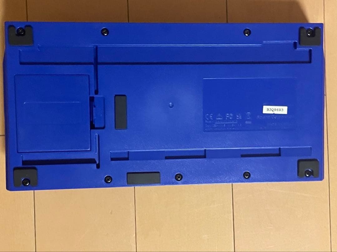 BOSS GT-1(箱、説明書、シールド、純正アダプター付き)