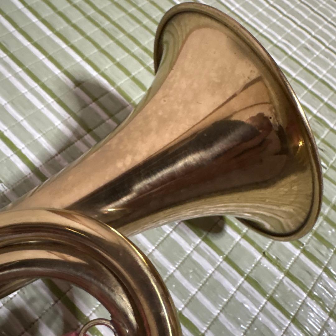 ビューグル　軍隊ラッパ　信号ラッパ　管楽器　ミリタリー　レトロ　アンティーク