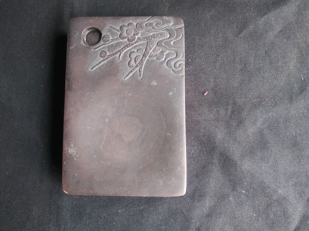 新品未使用 激レア】シリア ハーフィズ・アル＝アサド前大統領の記念切手