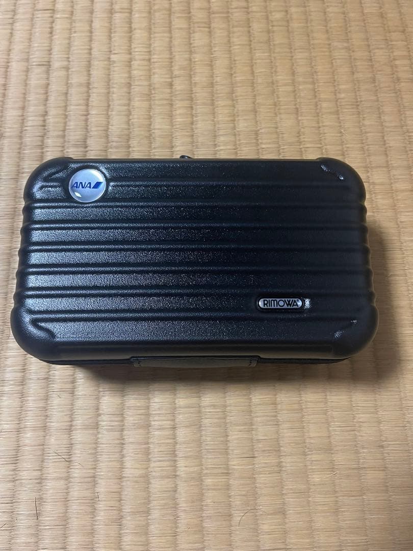 希少】ANA リモワ ファーストクラス 旅行ポーチ 3個セット