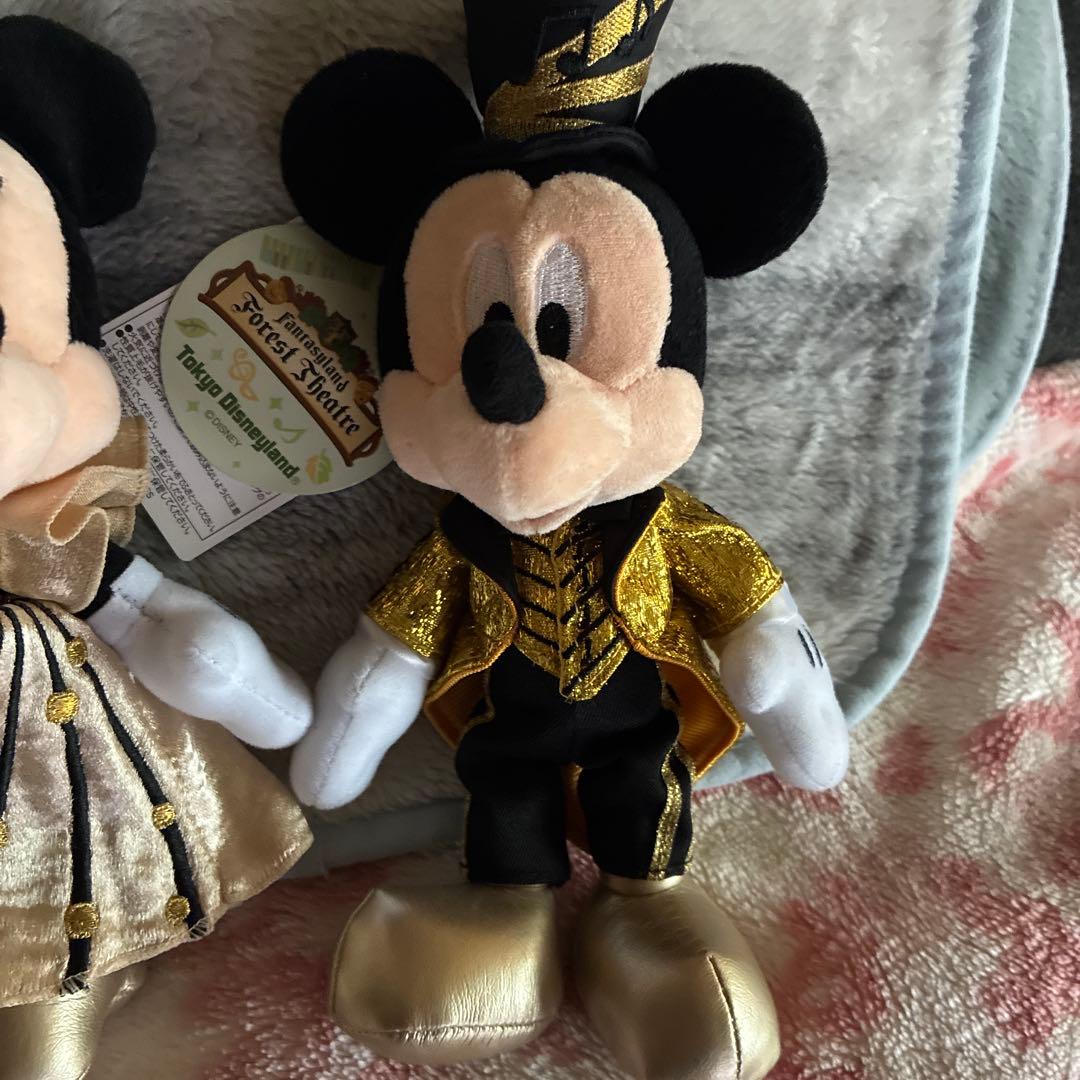 マジカルミュージックワールドフォレストシアターぬいぐるみバッジ　ミッキーミニー