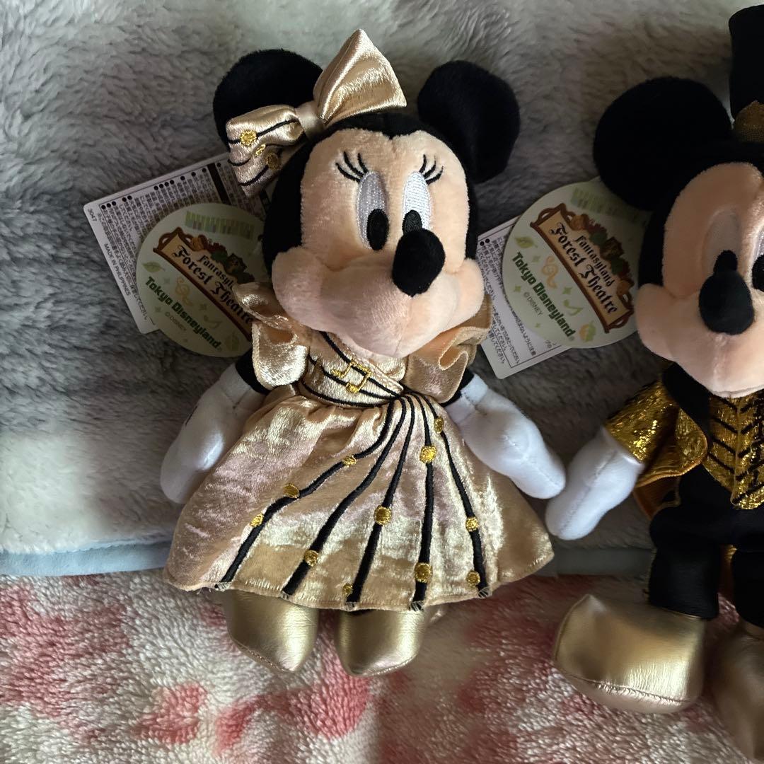 マジカルミュージックワールドフォレストシアターぬいぐるみバッジ　ミッキーミニー